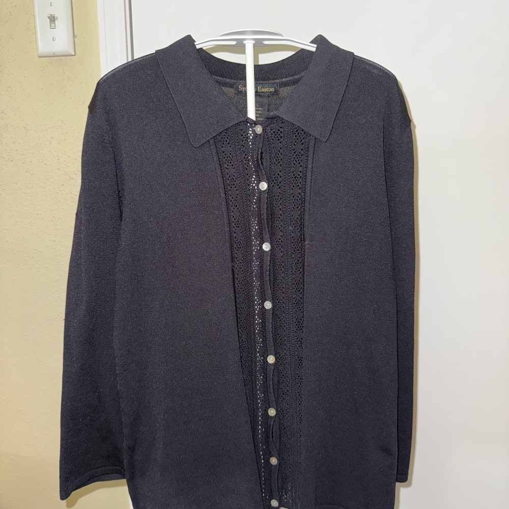 Stockholm style opalescent button Black lace knit Sweater